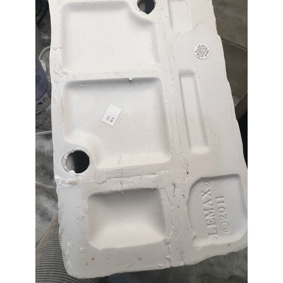 Lemax Vail Village  Johann’s Chalet-Inn Porcelain Village 2011 Chalet Inn RARE - Picture 11 of 15